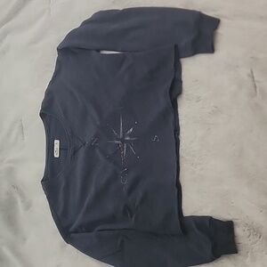 Hollister cropped sweatshirt. Size: M